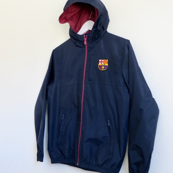NEW! FC Barcelona Official Hooded Full Zip Jacket Windbreaker Navy Boys 12/13 Yr - Picture 7 of 12